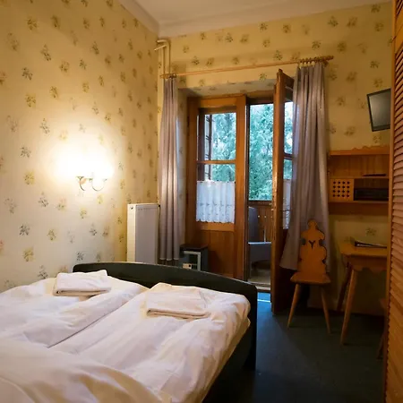 Orla Bed & Breakfast